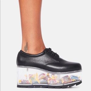 YRU Platform with Clear Bottom